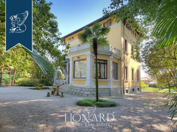 casa indipendente in vendita a Lesa