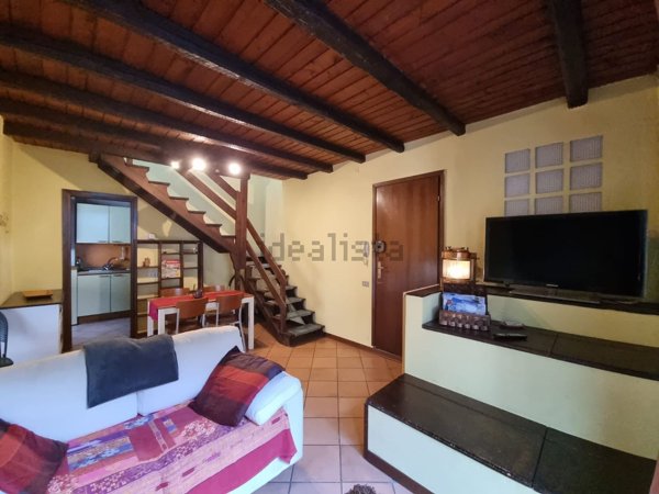 appartamento in vendita a Lesa