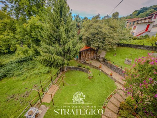 appartamento in vendita a Lesa in zona Calogna