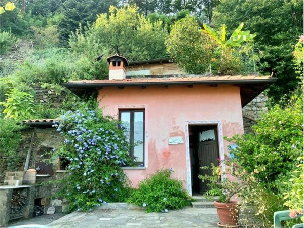 casa indipendente in vendita a Lesa