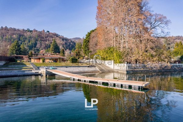 appartamento in vendita a Lesa in zona Solcio