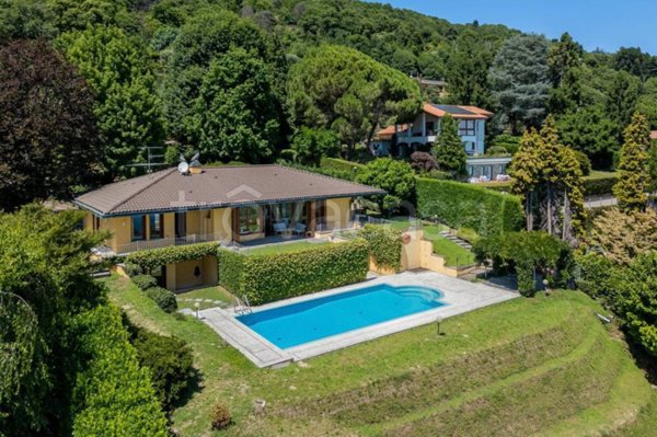 casa indipendente in vendita a Lesa