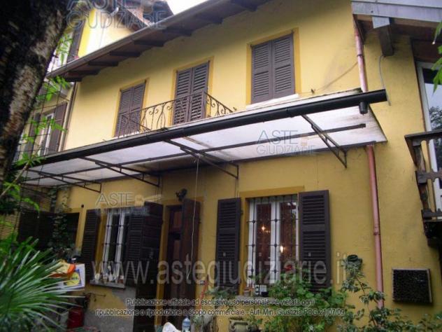 terreno edificabile in vendita a Lesa
