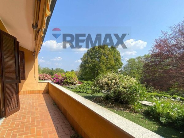 casa indipendente in vendita a Lesa