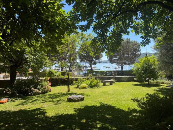 appartamento in vendita a Lesa in zona Solcio