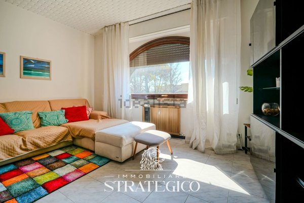 appartamento in vendita a Lesa in zona Solcio