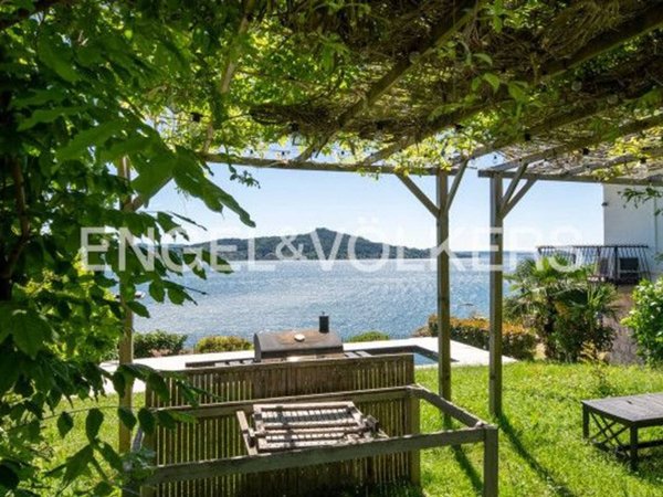 casa indipendente in vendita a Lesa