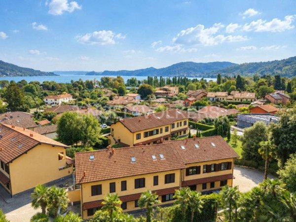 appartamento in vendita a Lesa
