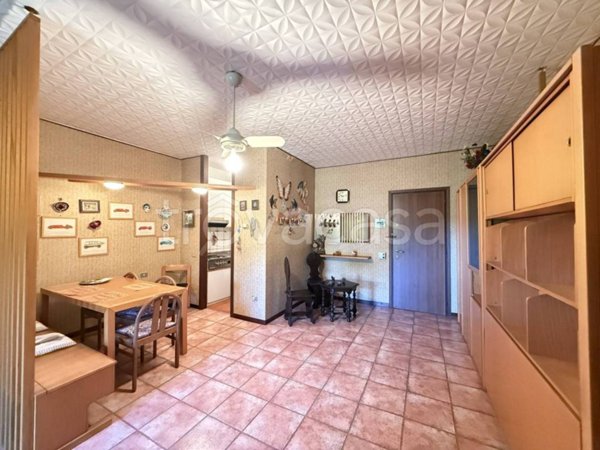 casa indipendente in vendita a Lesa