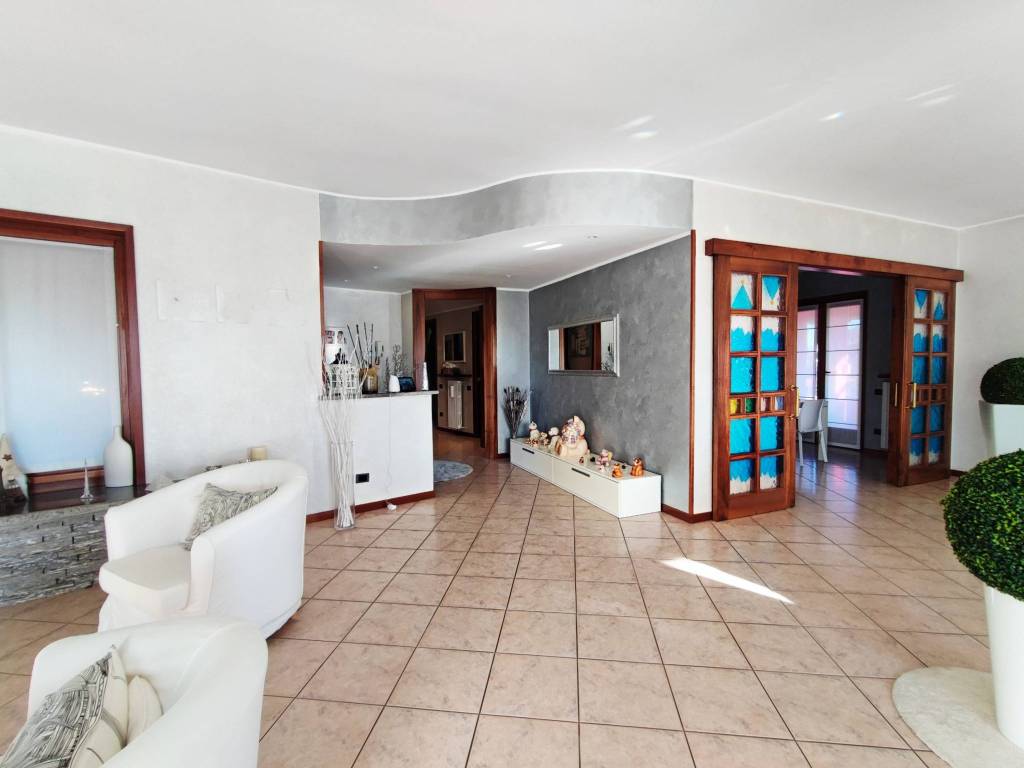 casa indipendente in vendita a Maggiora
