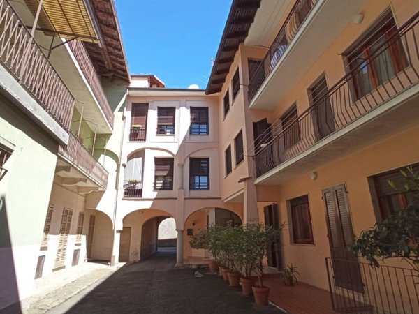 appartamento in vendita a Maggiora