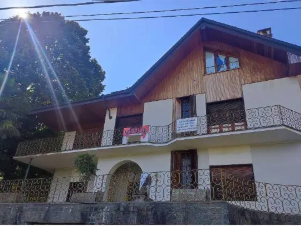 casa indipendente in vendita a Maggiora