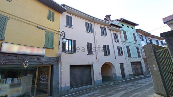 appartamento in vendita a Maggiora