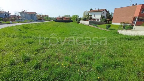 terreno edificabile in vendita a Maggiora