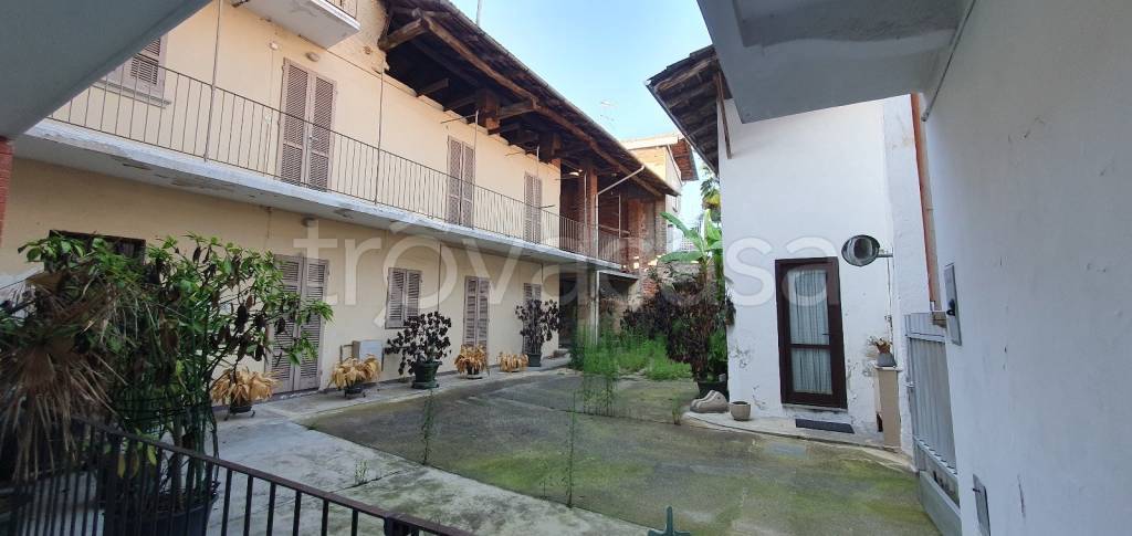 pentavano in vendita a Maggiora