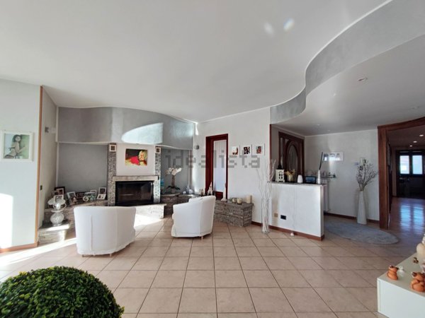 casa indipendente in vendita a Maggiora