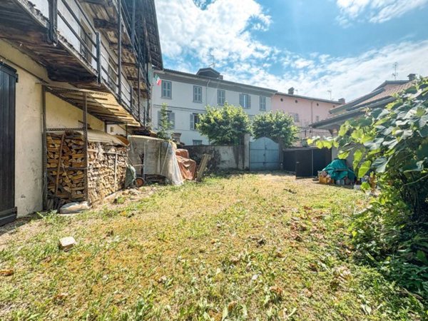 casa indipendente in vendita a Maggiora