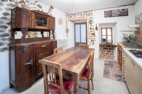 casa indipendente in vendita a Maggiora