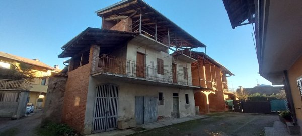 quadrivano in vendita a Maggiora