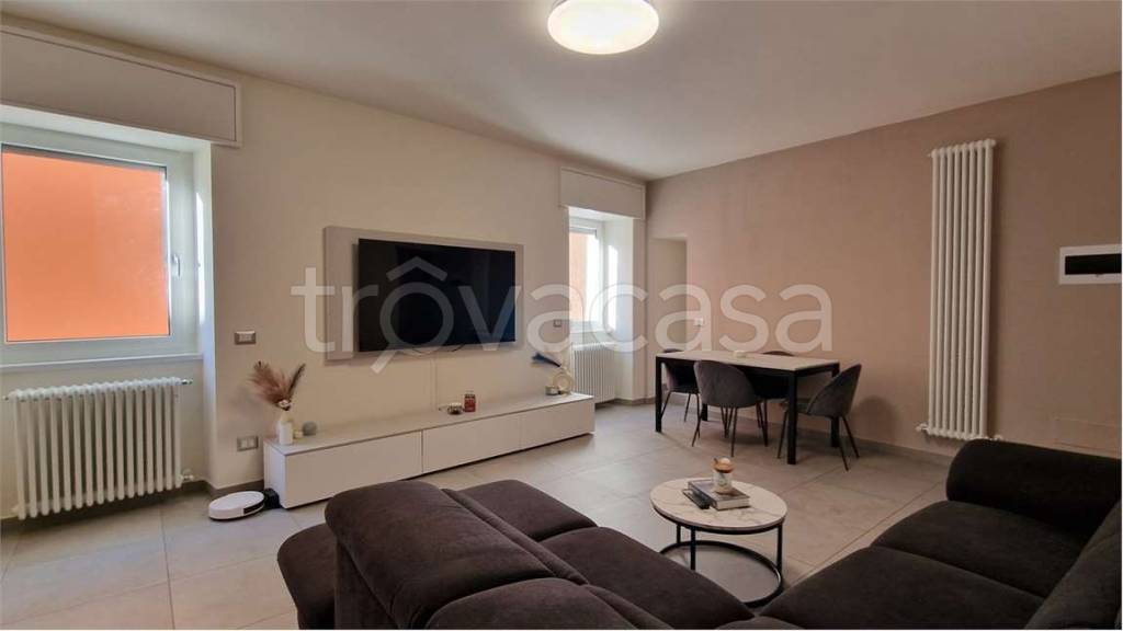 casa indipendente in vendita a Maggiora