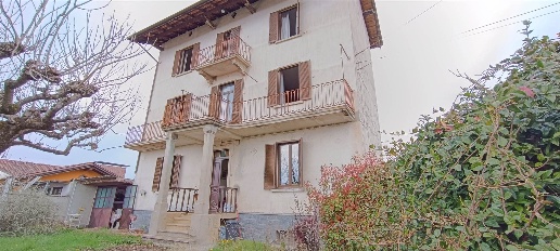 casa indipendente in vendita a Maggiora