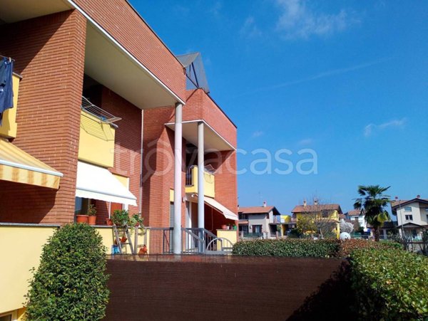 casa indipendente in vendita a Maggiora