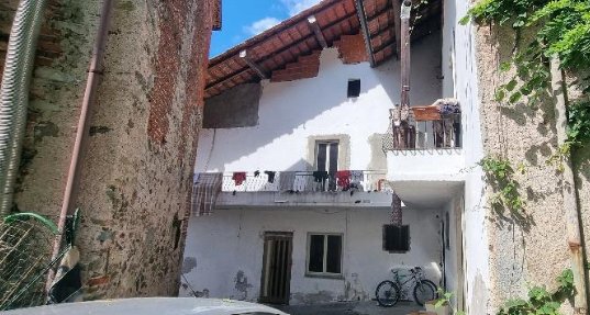 casa indipendente in vendita a Maggiora