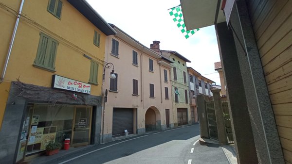 appartamento in vendita a Maggiora