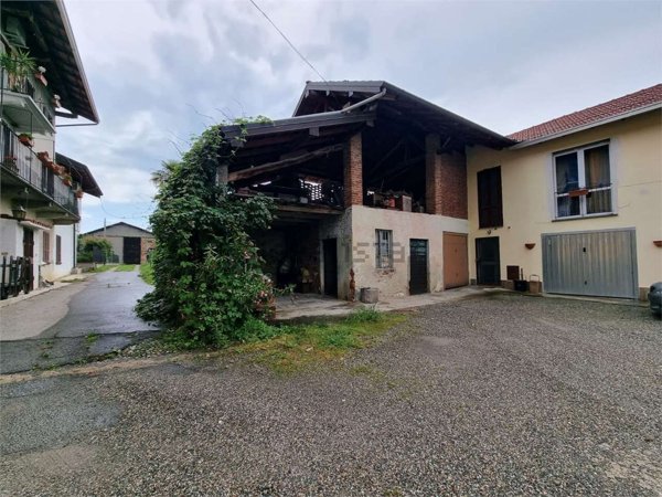 quadrivano in vendita a Marano Ticino