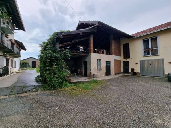 quadrivano in vendita a Marano Ticino