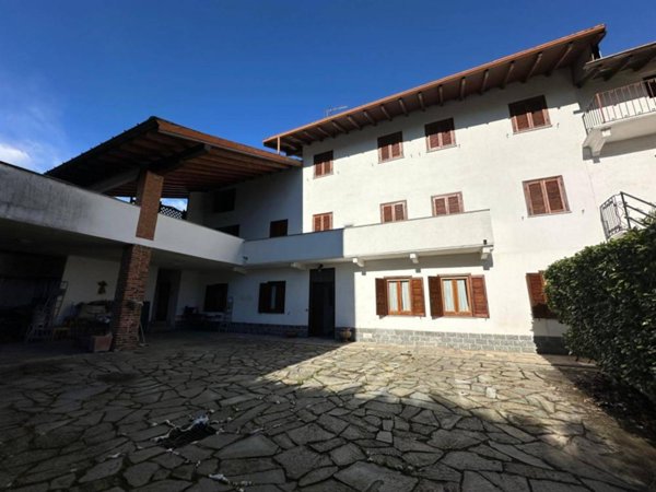 casa indipendente in vendita a Marano Ticino