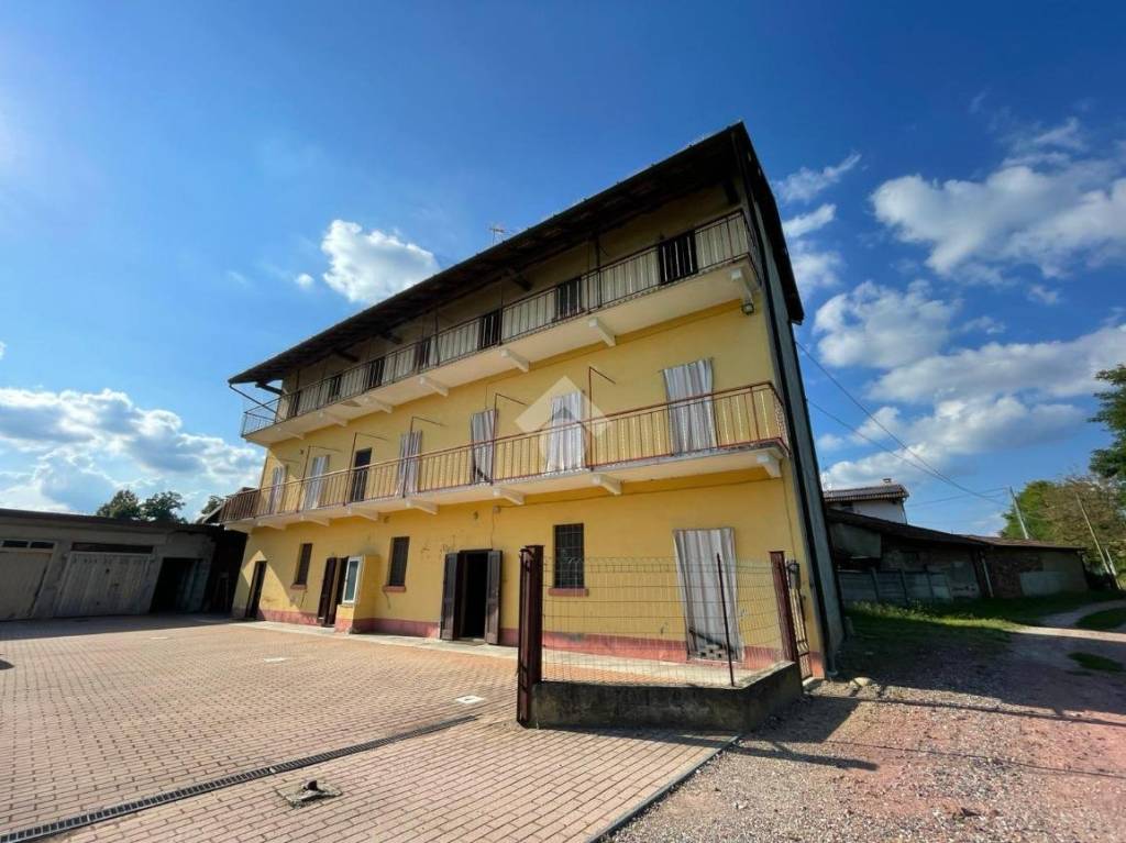 casa indipendente in vendita a Marano Ticino