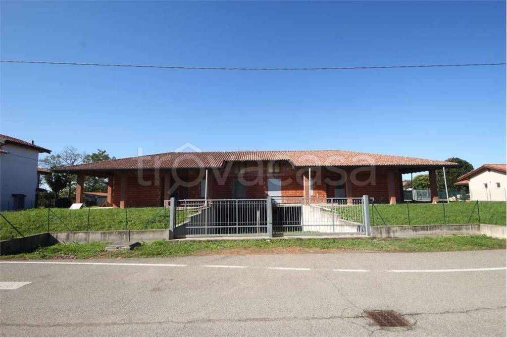 casa indipendente in vendita a Marano Ticino