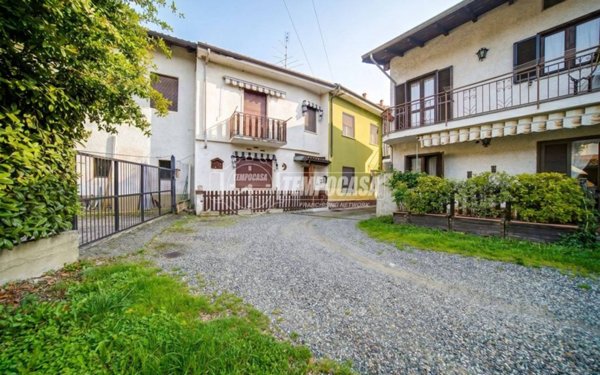 casa indipendente in vendita a Marano Ticino