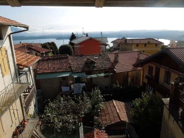 casa indipendente in vendita a Massino Visconti