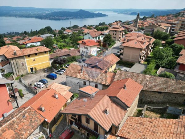 casa indipendente in vendita a Massino Visconti