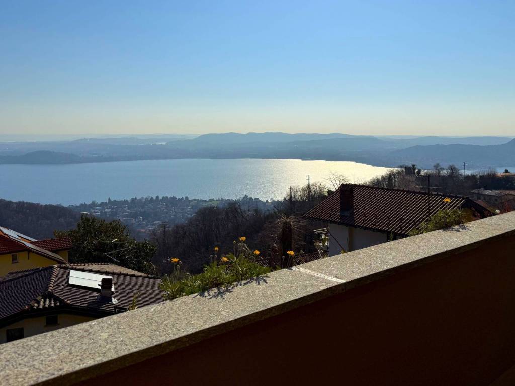 appartamento in vendita a Massino Visconti