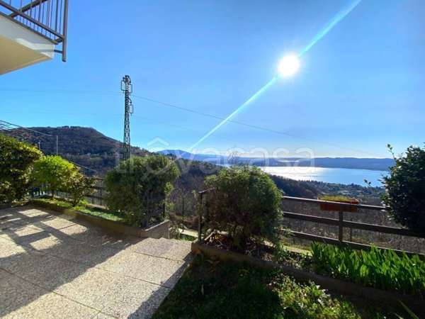 casa indipendente in vendita a Massino Visconti