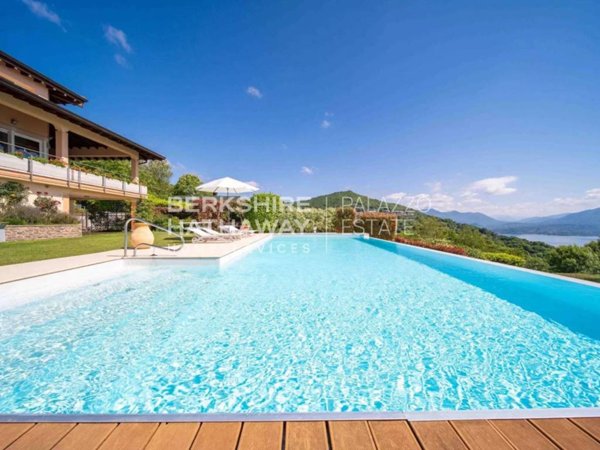 casa indipendente in vendita a Massino Visconti