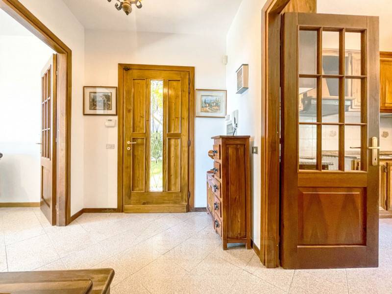 casa indipendente in vendita a Massino Visconti