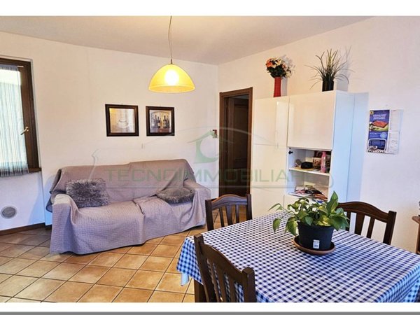 appartamento in vendita a Massino Visconti