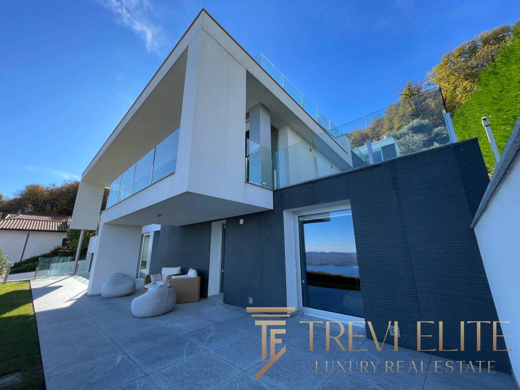 casa indipendente in vendita a Massino Visconti