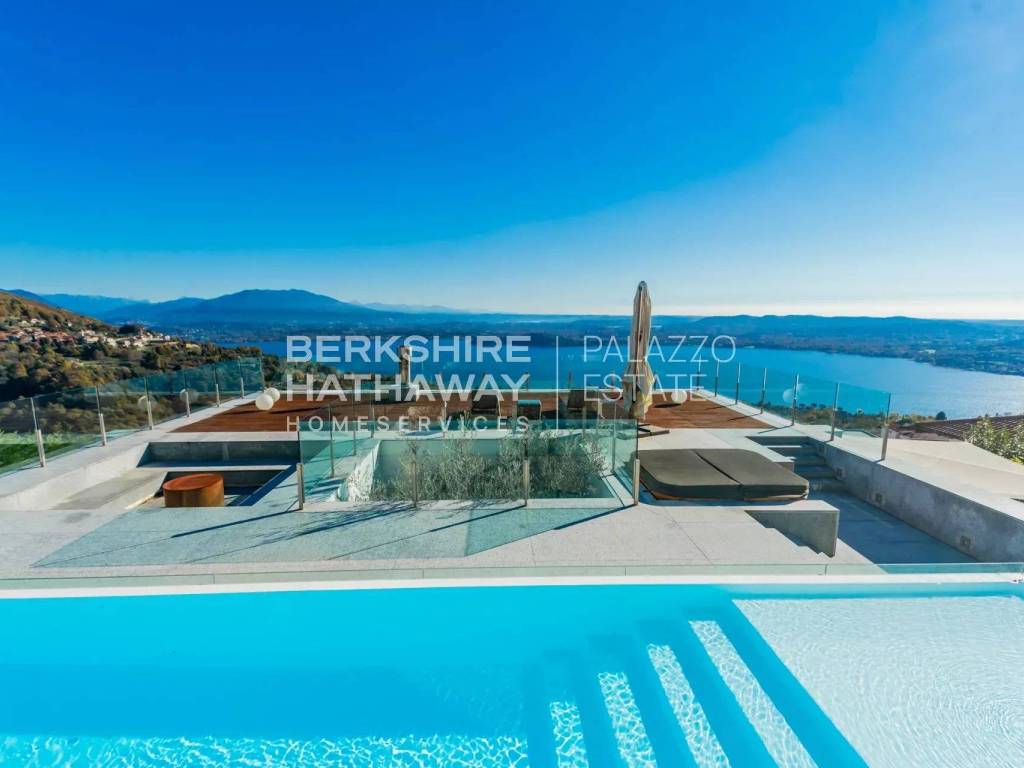 casa indipendente in vendita a Massino Visconti