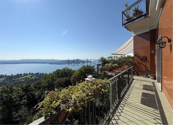 appartamento in vendita a Massino Visconti