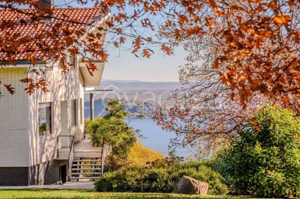 casa indipendente in vendita a Massino Visconti