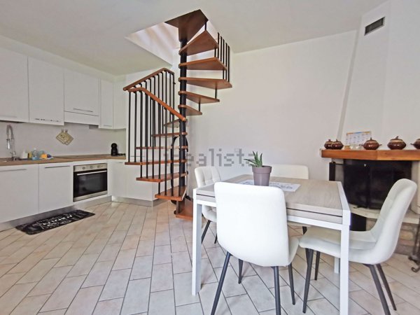 appartamento in vendita a Massino Visconti