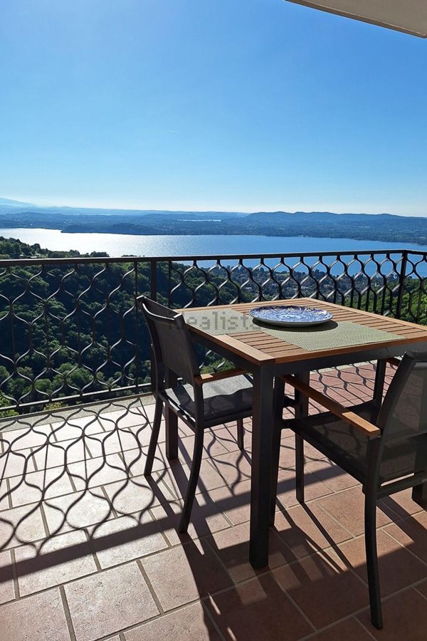 appartamento in vendita a Massino Visconti