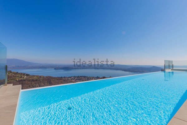 casa indipendente in vendita a Massino Visconti