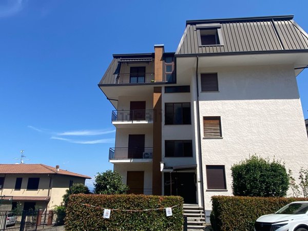 appartamento in vendita a Massino Visconti