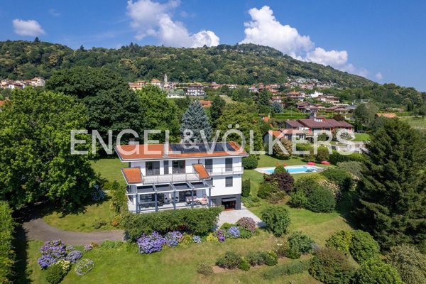 casa indipendente in vendita a Massino Visconti